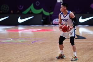 表现一般！陈盈骏出场28分钟9中5&三分4中1拿到13分1板2助1断