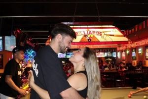 大秀恩爱！泽卡祝福妻子生日：昨天、今天和永远快乐