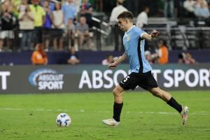 乌加特：以球员实力乌拉圭可以踢出顶级水平 我渴望赢得曼联首发