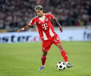 记者：拜仁签人考虑抗伤病能力，迪亚斯和杰克逊都能做到3天1赛