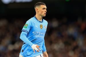 一传一射！曼晚：福登状态回归闪耀全场，瓜帅欣喜反应已说明一切