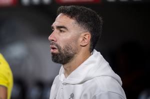 记者：卡瓦哈尔正积极康复中，皇马和球员目标是赶在国家德比复出