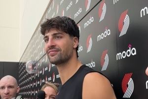 瀚森表现如何？阿夫迪亚：他球商很高传球很棒 他知道如何打好球