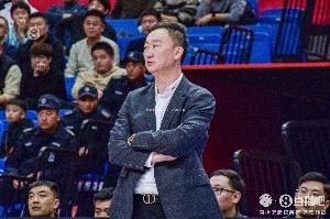 青岛小伙子们国庆假期练兵忙！球队一天两练、一周放假一天