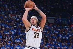 上赛季命中率44% 阿德尔曼：就像基德 戈登把三分球练出来了