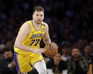 东契奇谈球队在季前赛中缺失最多&打好常规赛所需的东西：对抗性