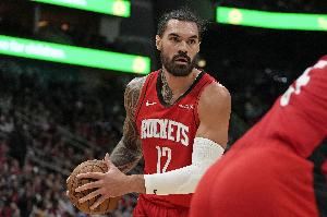 三节半12板！帕金斯：亚当斯简直篮板机器 内线巨无霸实锤！