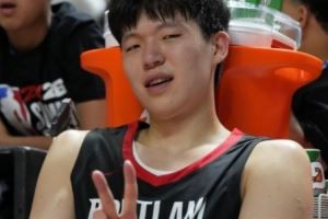 键盘侠|文班人称小杨瀚森 火箭应该交易杨瀚森和朱-霍勒迪