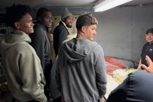 客场打马刺！杜兰特&阿门&谢泼德等人在圣安东尼奥闲逛被拍