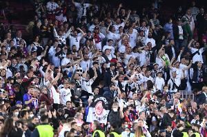 世体:避免大量法兰克福球迷涌入诺坎普,巴萨售票将采取严格措施